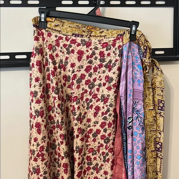 Floral Patchwork Skirt - Picture 3 of 4